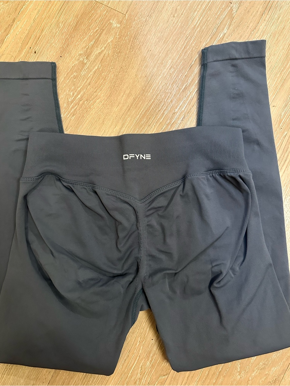 DFYNE Leggings in Charcoal Gray